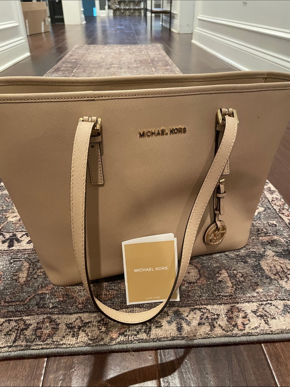 Michael Kors Beige Saffiano Tote with Gold Hardware - Picture 2 of 4